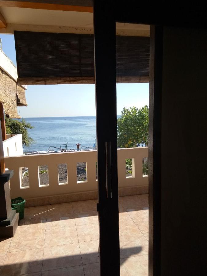Sudi Homestay Amed Екстериор снимка