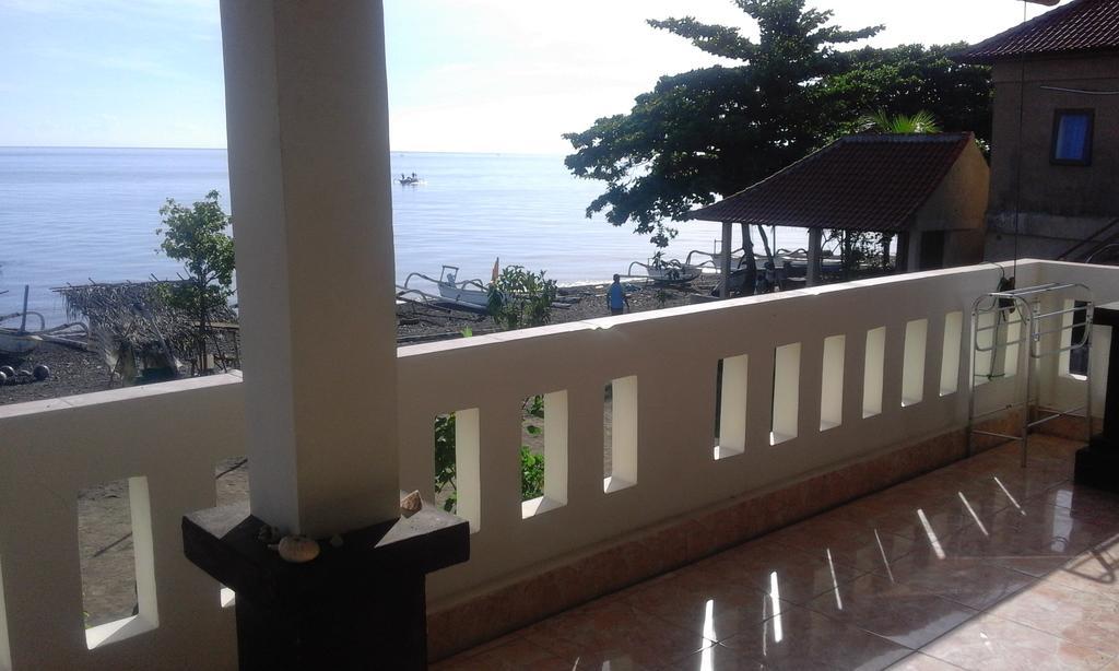 Sudi Homestay Amed Екстериор снимка