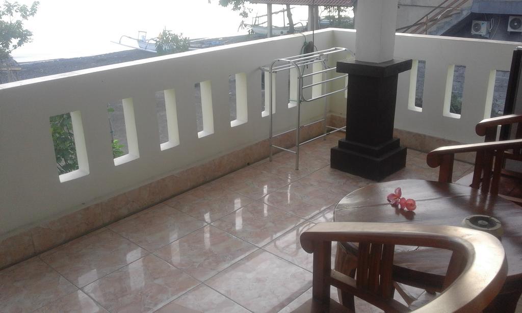 Sudi Homestay Amed Екстериор снимка