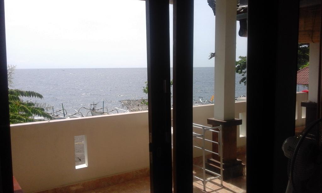 Sudi Homestay Amed Екстериор снимка