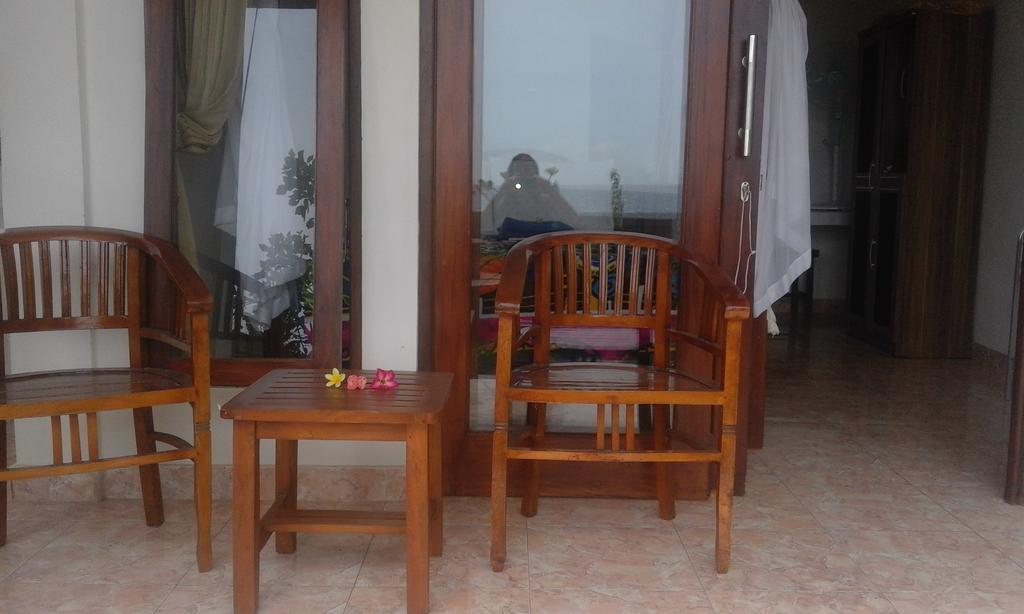 Sudi Homestay Amed Екстериор снимка