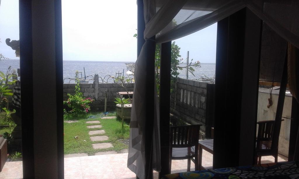 Sudi Homestay Amed Екстериор снимка