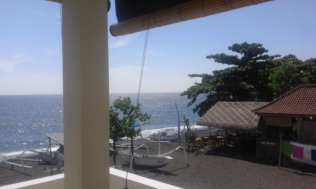 Sudi Homestay Amed Екстериор снимка